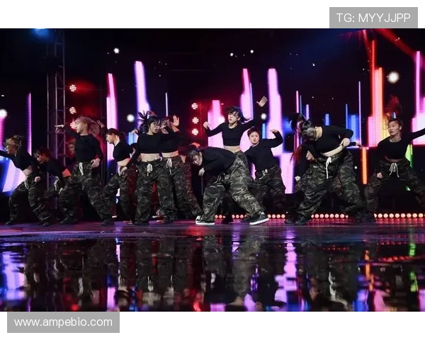 深圳街舞队荣登全国街舞排行榜第六名展现青春活力与实力